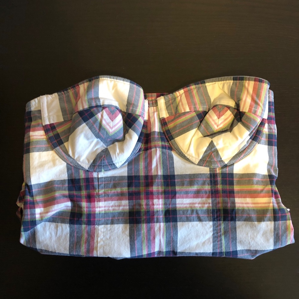 Strapless top